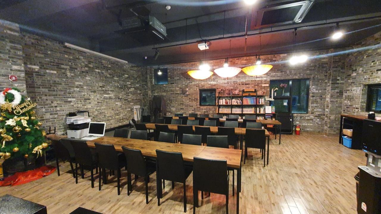 Hotel Iam Санчхон Екстер'єр фото