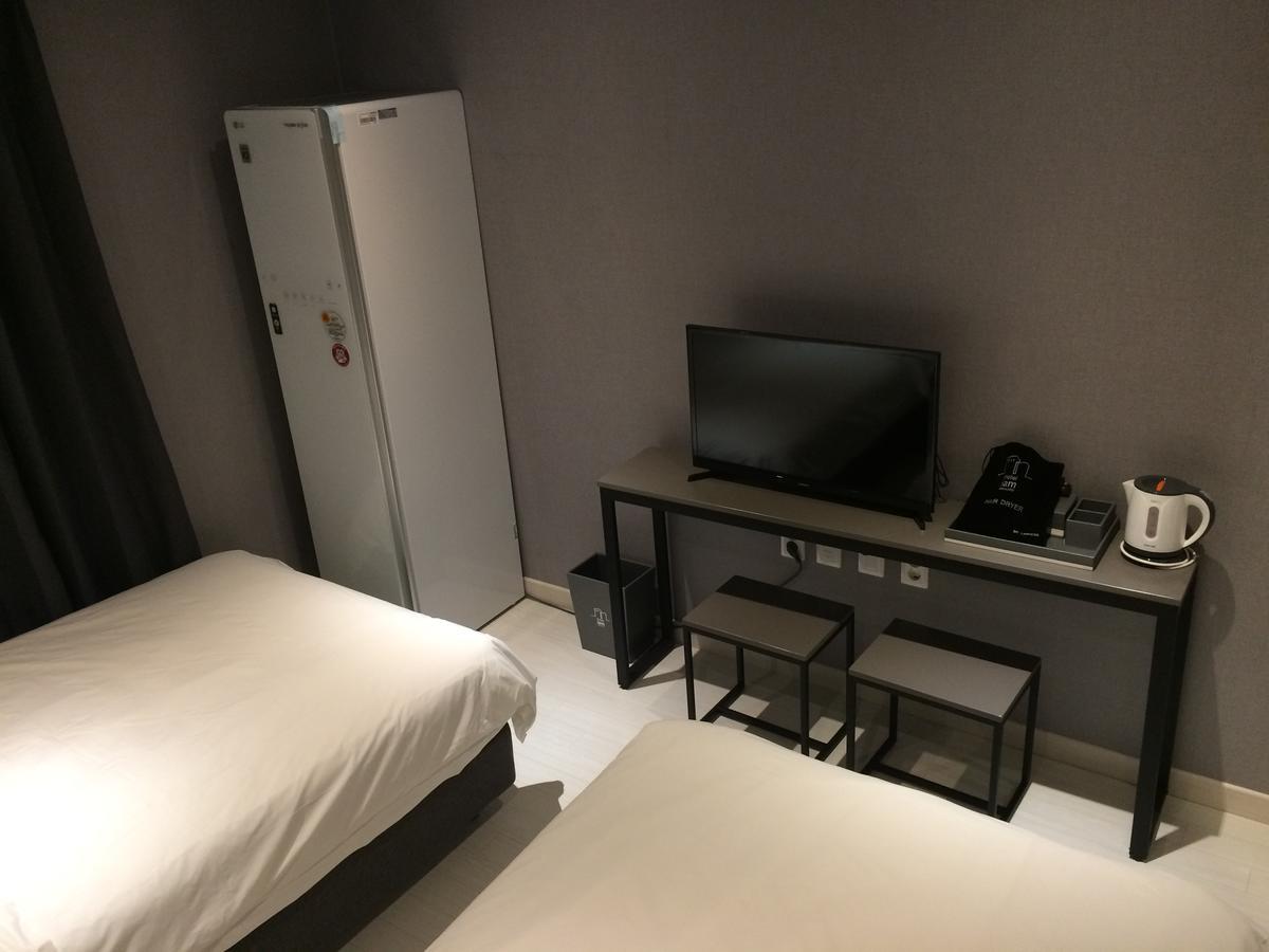 Hotel Iam Санчхон Екстер'єр фото